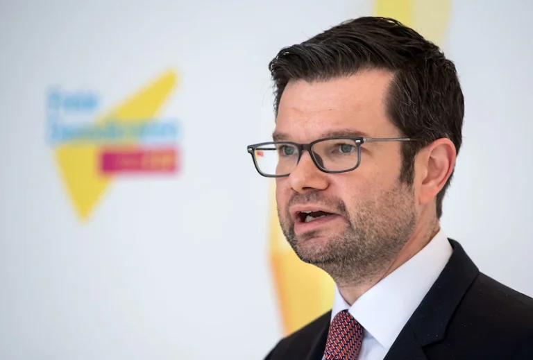 marco buschmann schlaganfall